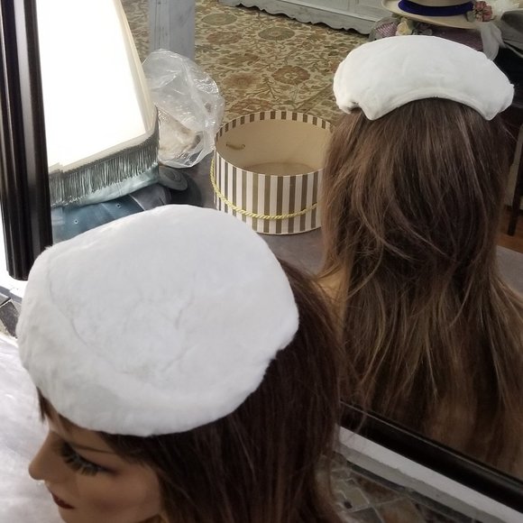 Pill Box White Faux Fur Lady 1940\'s Hat main image 7